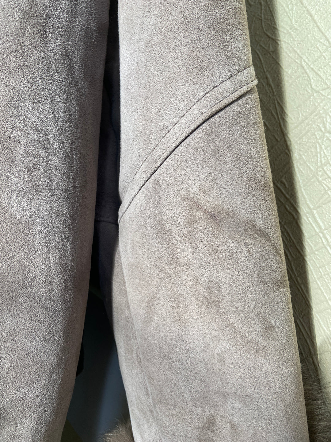 Vintage 90's Women Sheepskin Coat in Beige