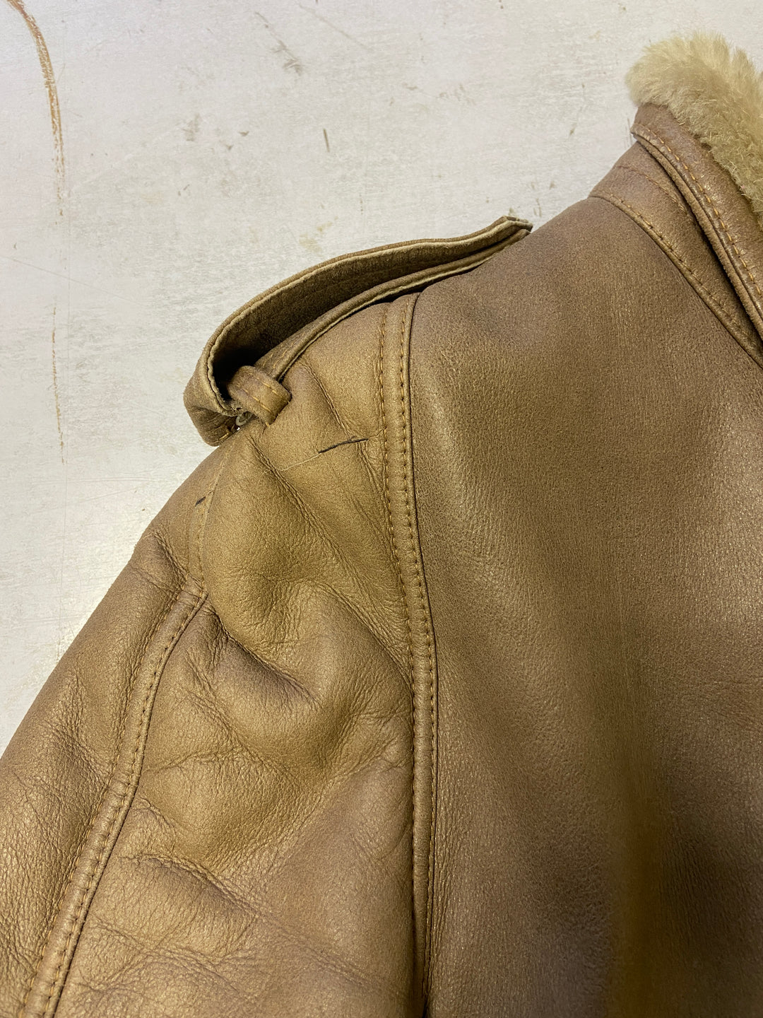 Vintage 70's Men Sheepskin Coat in Beige