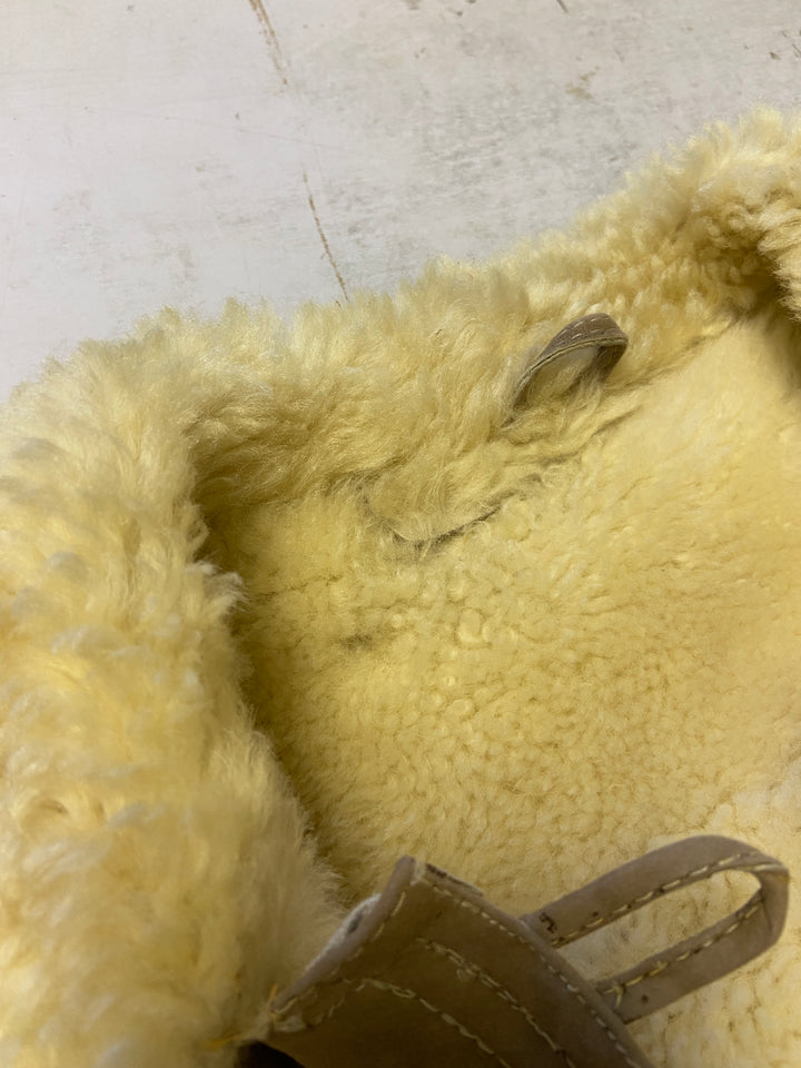 Vintage 90's Women Sheepskin Jacket in Beige