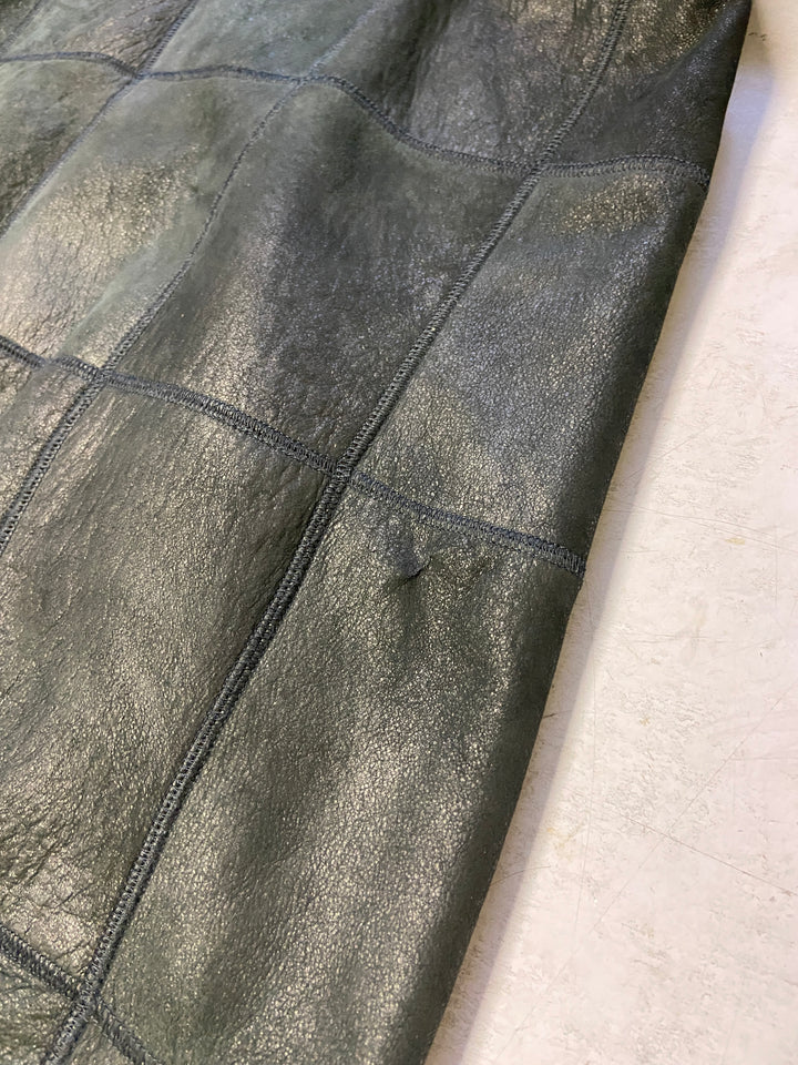 Vintage 90's Women Sheepskin Coat in Black