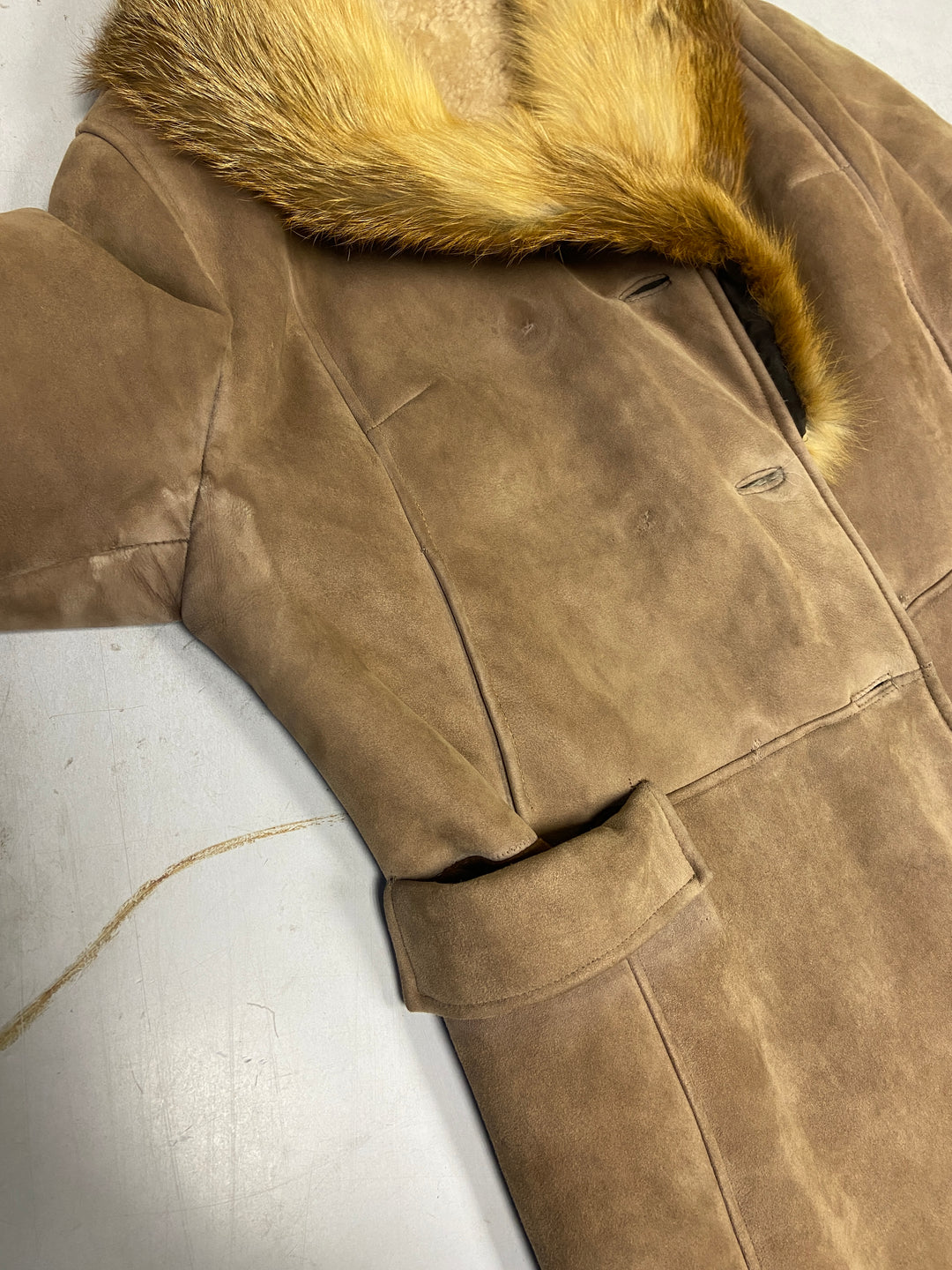 Vintage 70's Women Sheepskin Coat in Beige