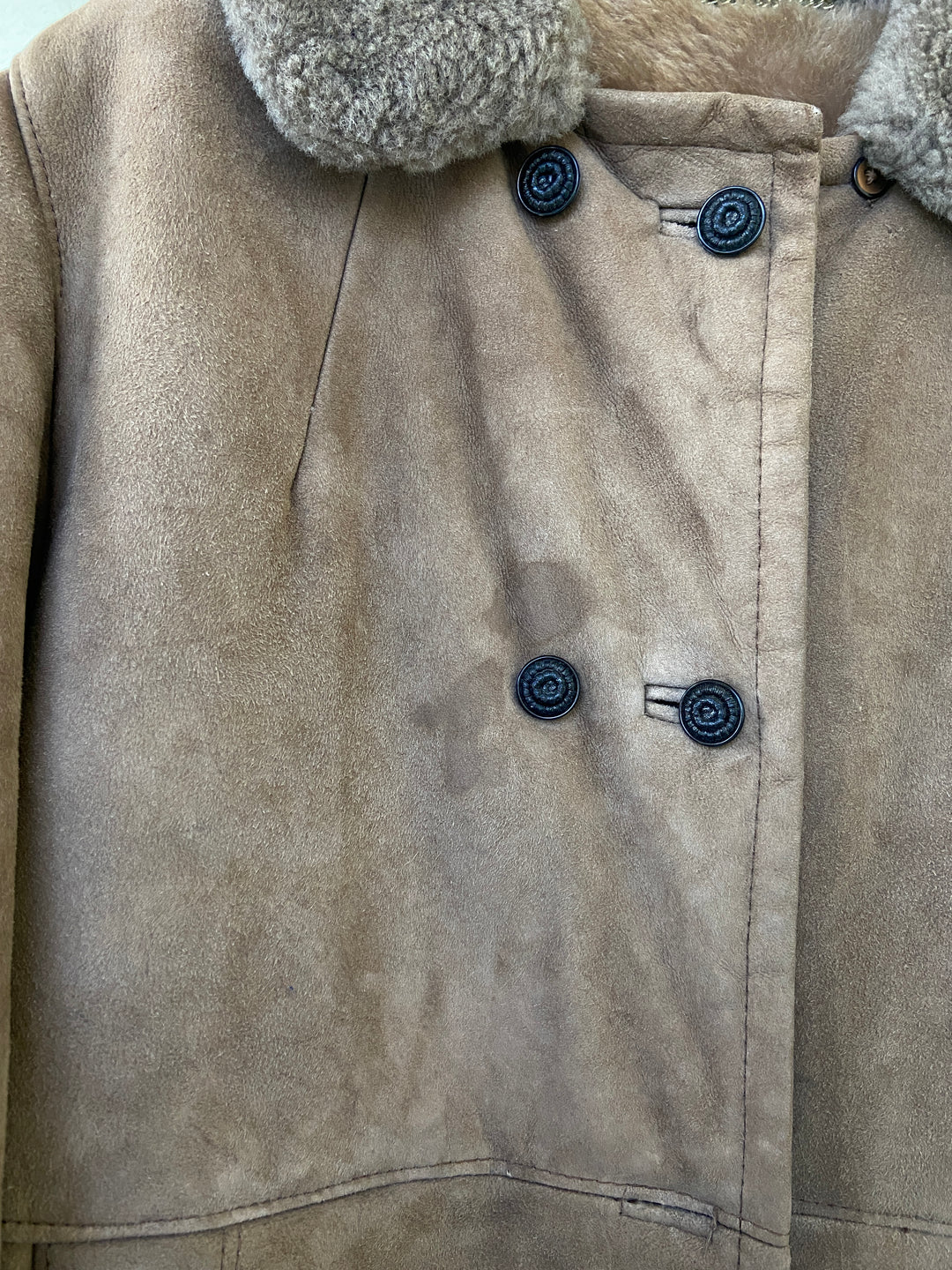 Vintage 70's Women Sheepskin Coat in BeigeV9496