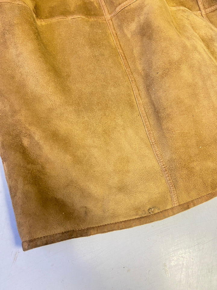 Vintage 90's Women Sheepskin Coat in BrownV9190