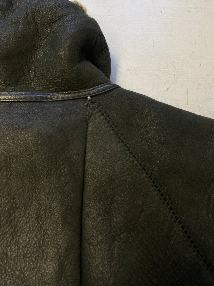 Vintage 90's Women Sheepskin Coat in BlackV8942