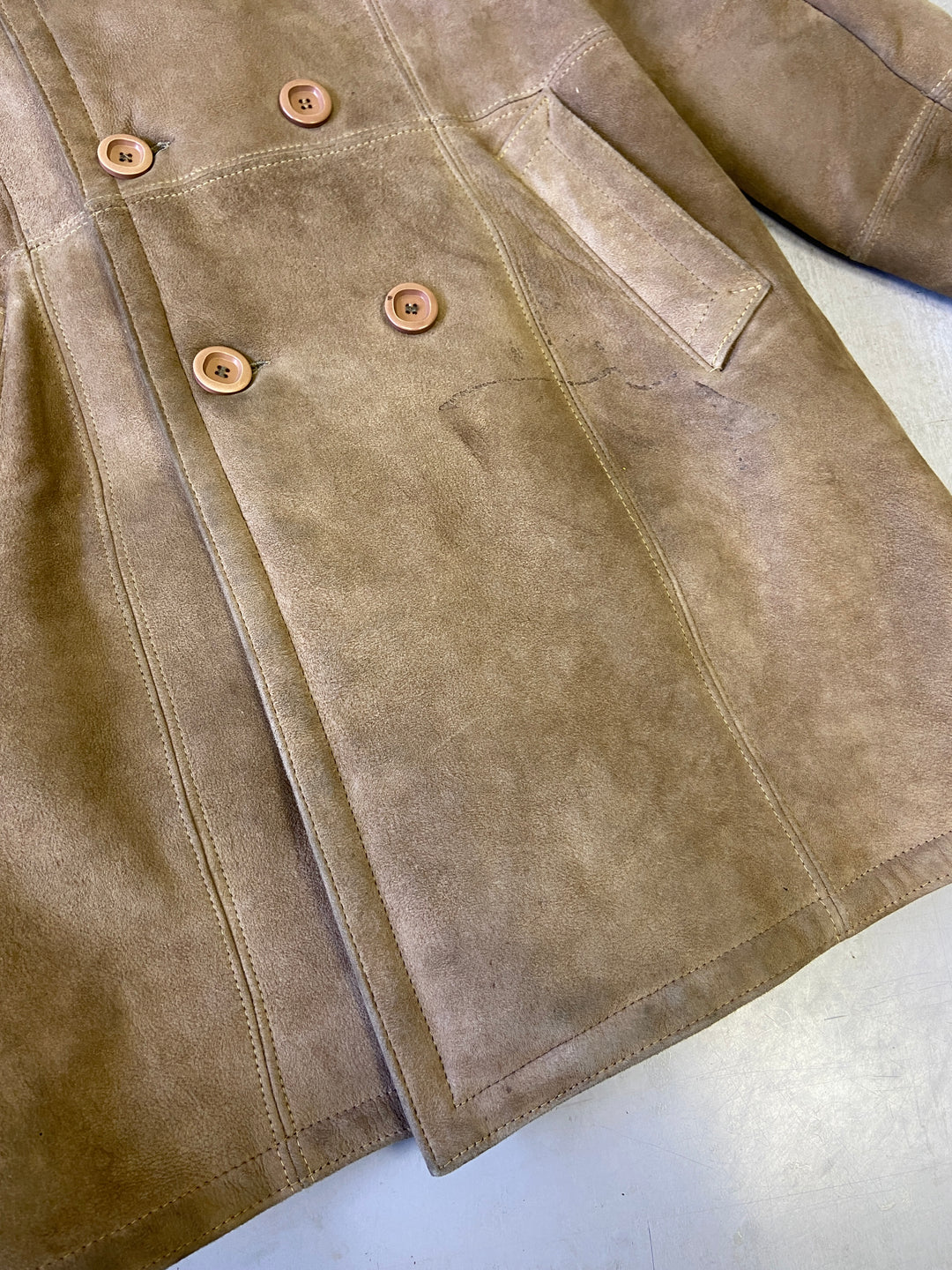 Vintage 70's Men Sheepskin Coat in BeigeZ197