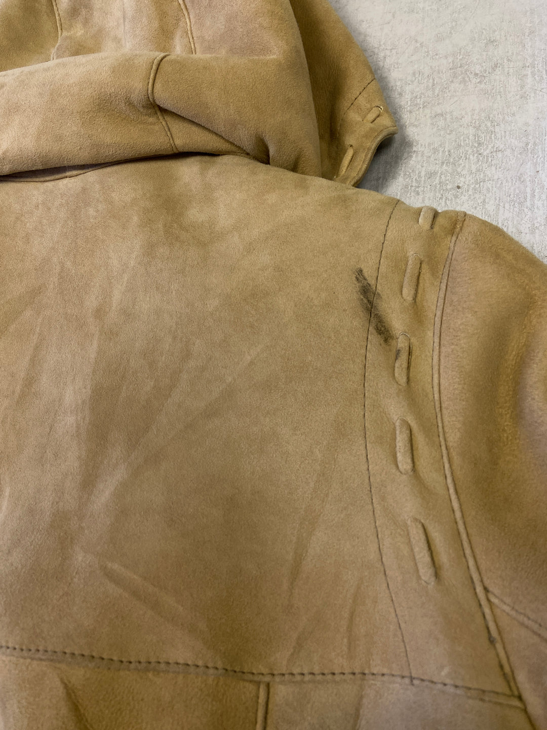 Vintage 70's Women Sheepskin Coat in BeigeV9574