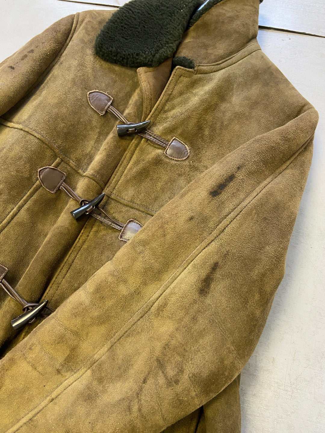 Vintage 70's Men Sheepskin Coat in Green