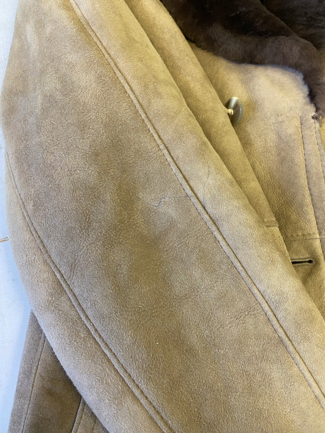 Vintage 70's Men Sheepskin Coat in BeigeZ1899