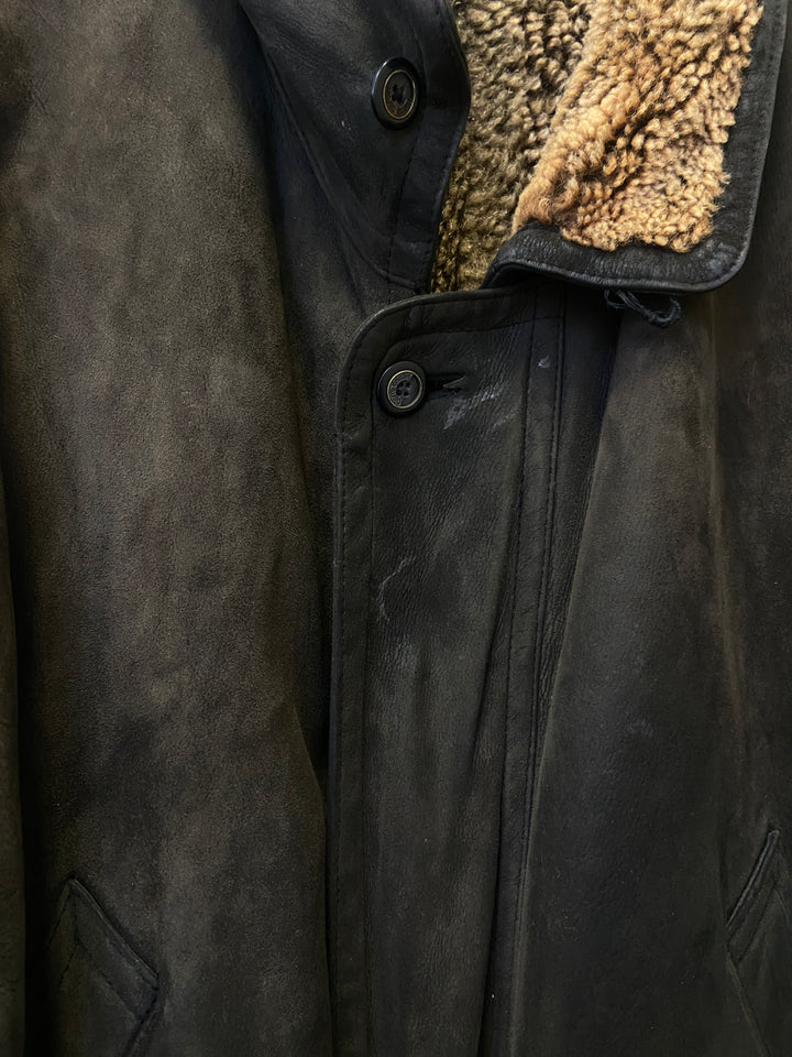 Vintage 90's Men Sheepskin Coat in Brown