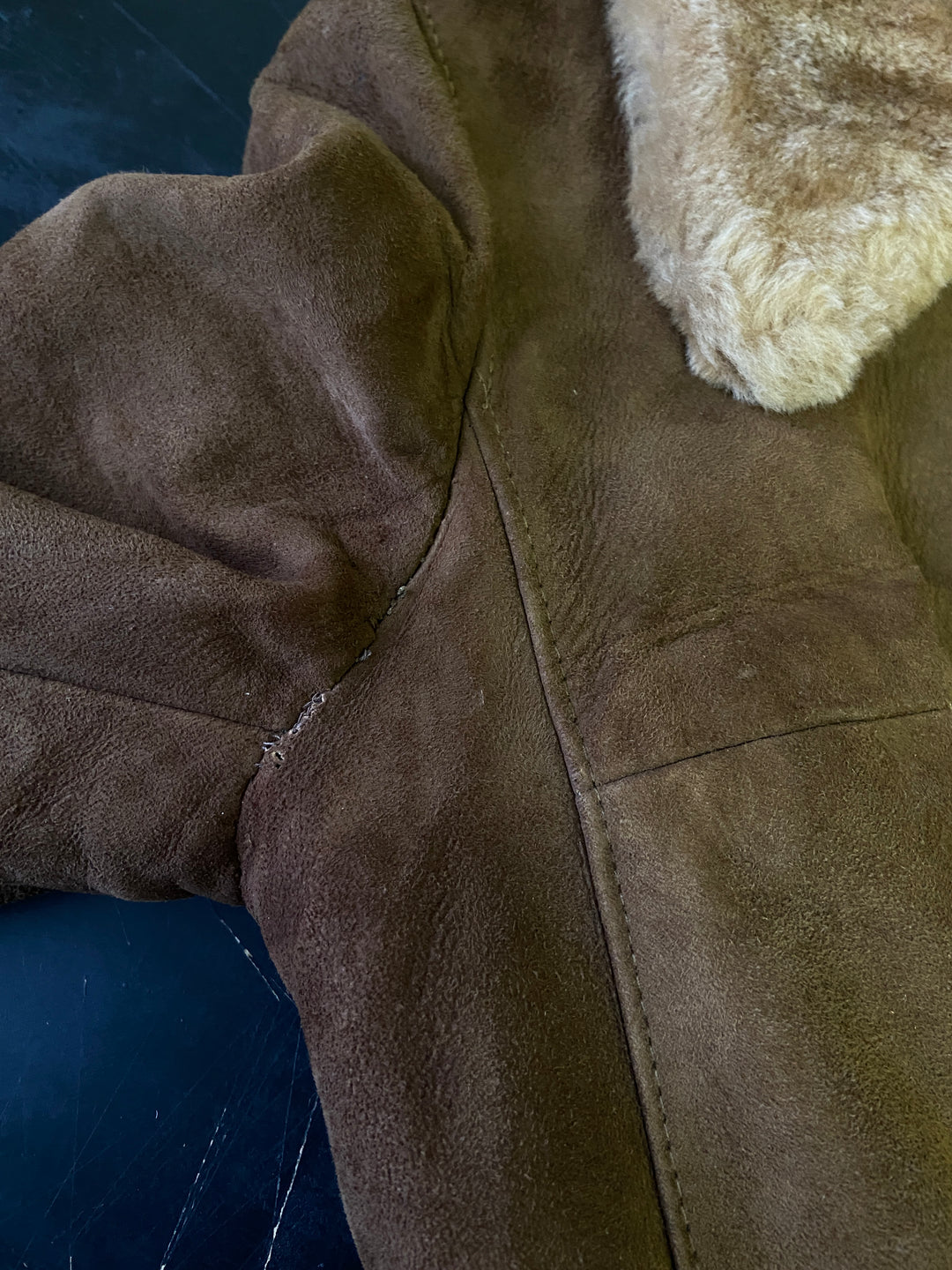 Vintage 70's Women Suede Sherpa Coat in BrownA0629