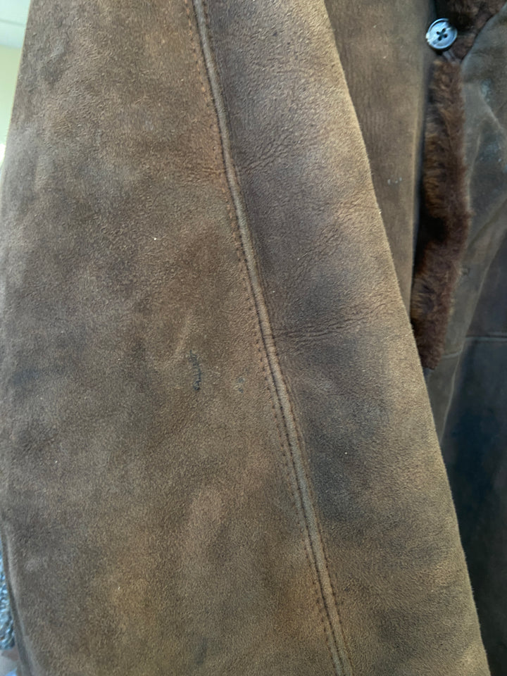 Vintage 70's Men Sheepskin Coat in BrownZ2538