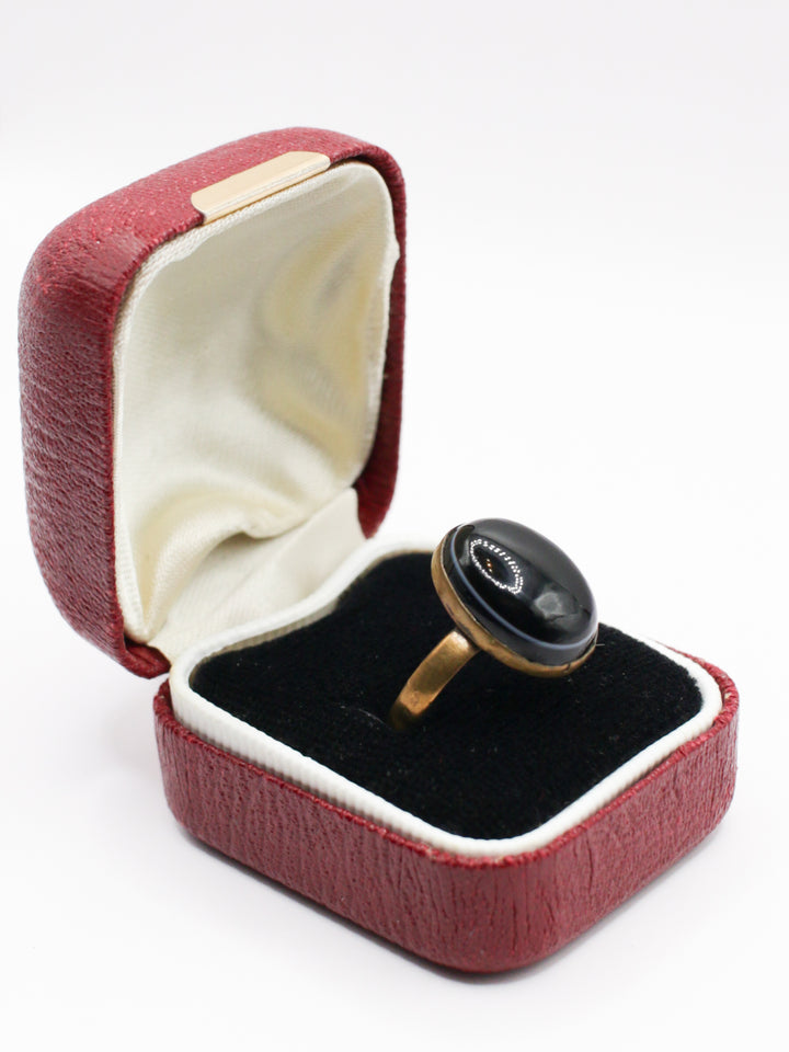 Vintage Victorian Black Onyx Cabochon Ring