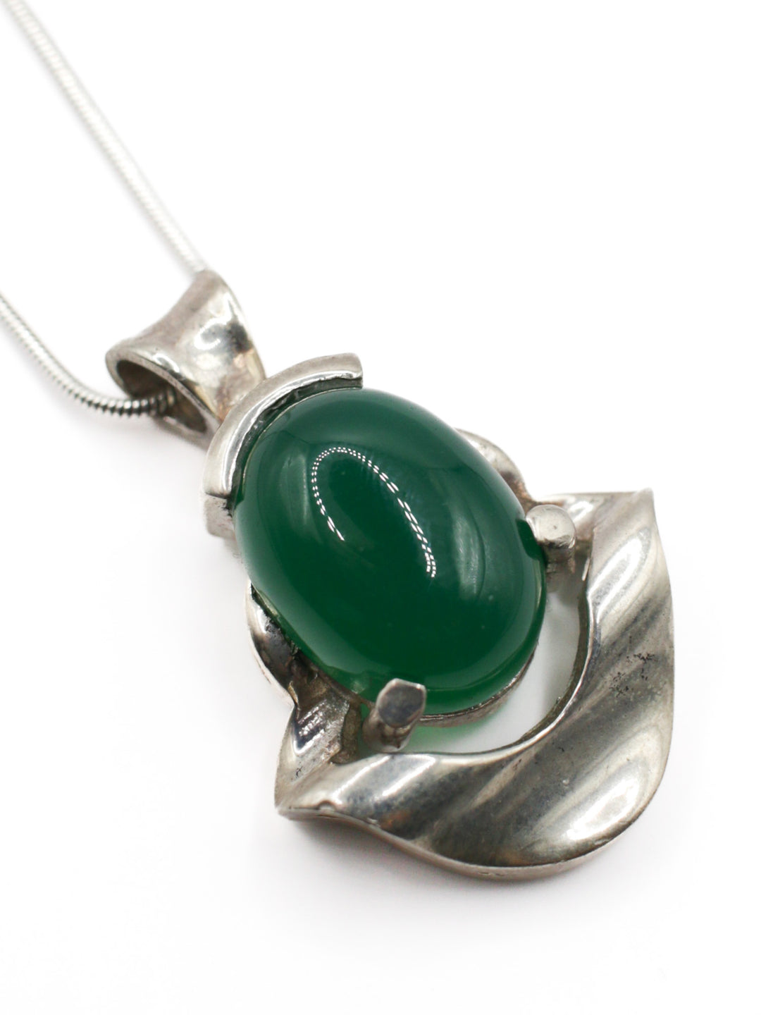 Vintage 80s Silver Green Cabochon Pendant Necklace