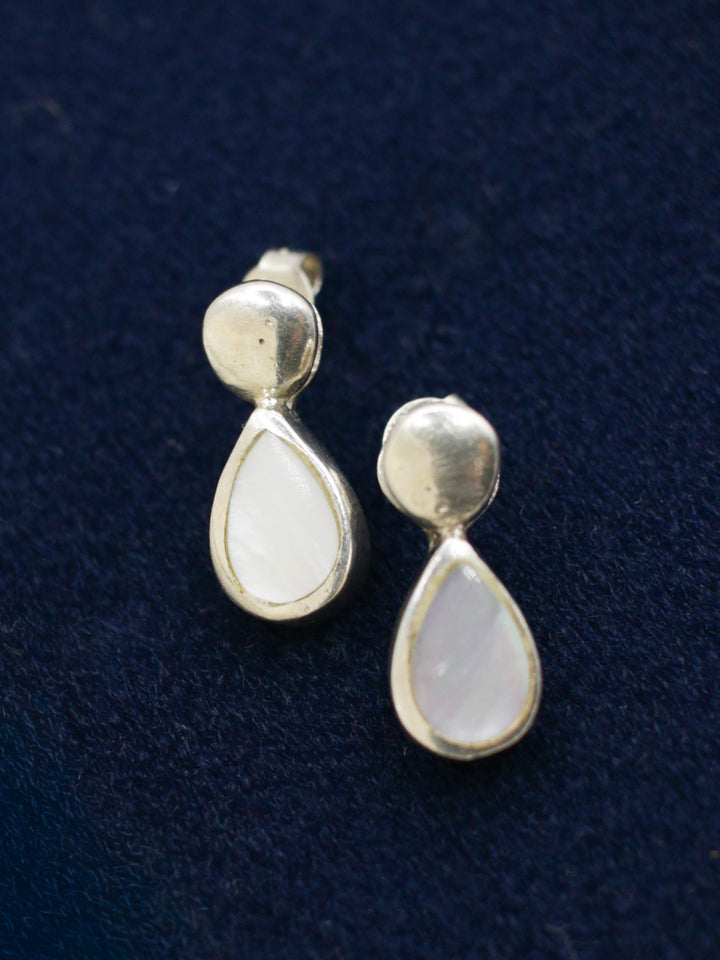 Vintage Sterling Silver Mother of Pearl Drop Earrings – 1990s