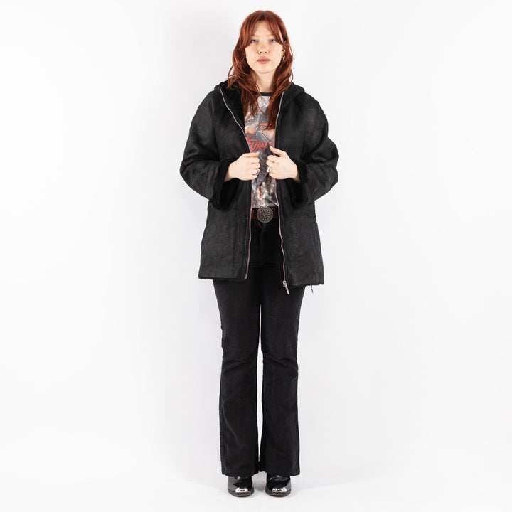 Vintage 90's Women Sheepskin Coat in Black