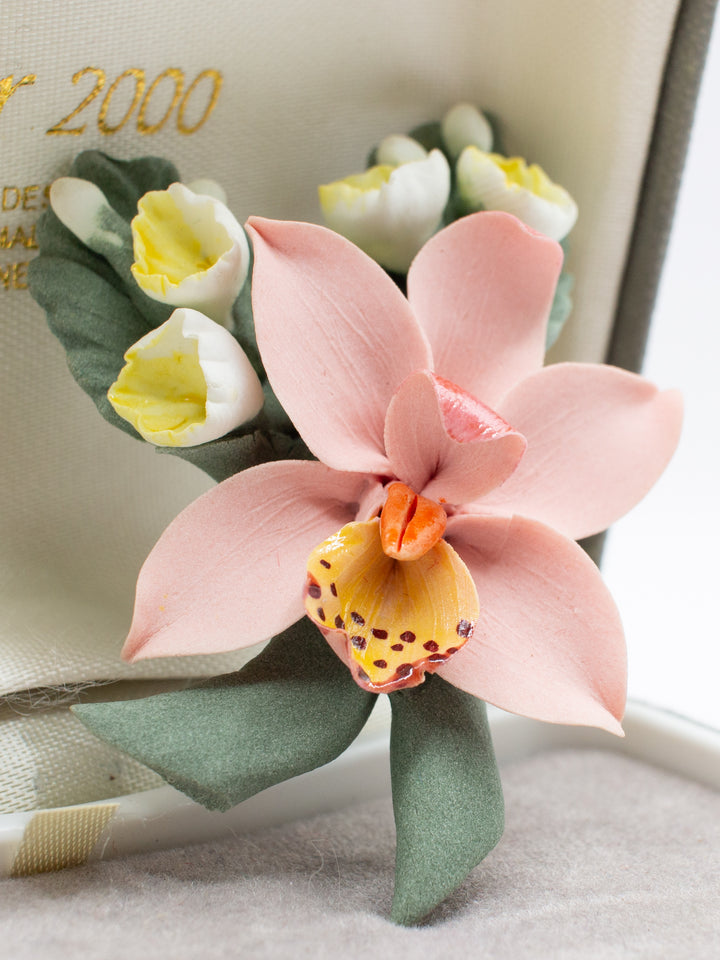 Vintage 90's Brooch in Pink