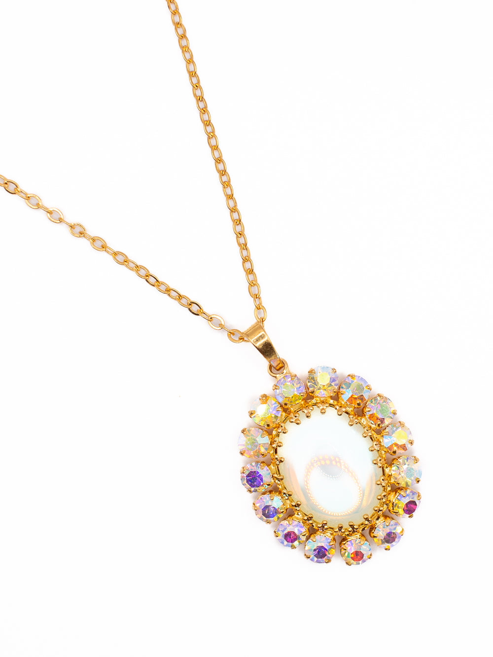 Vintage 60's Necklace in Gold