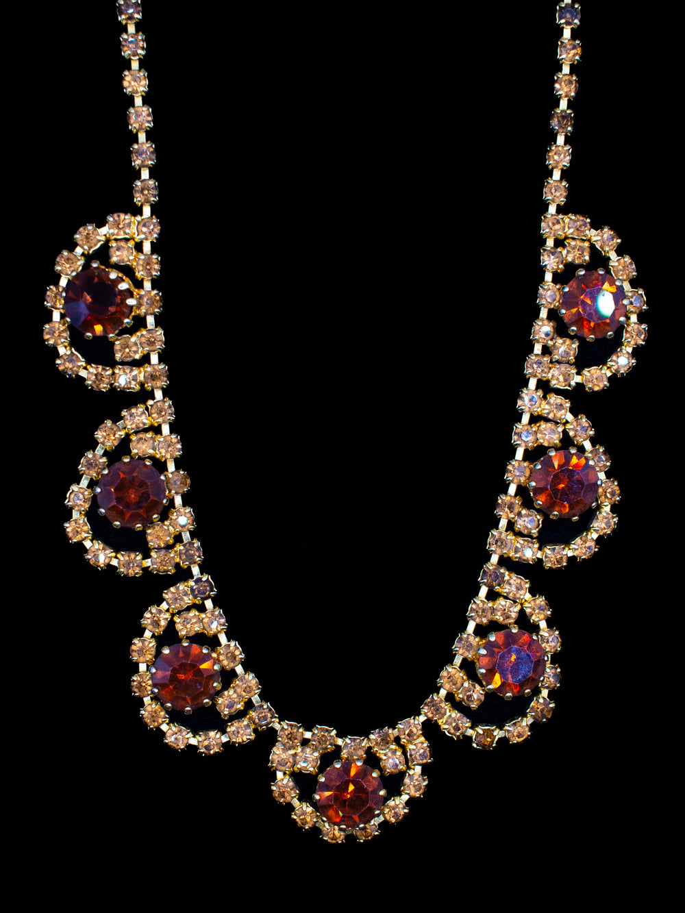 Vintage 50's Necklace in Gold
