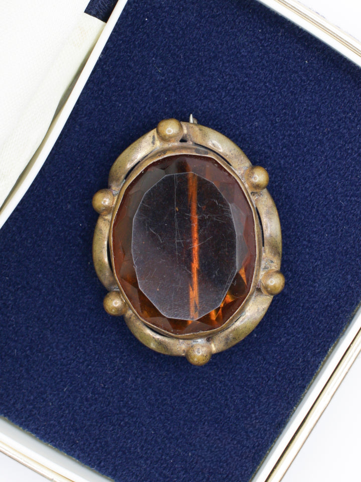 Vintage 20's Brooch in Brass