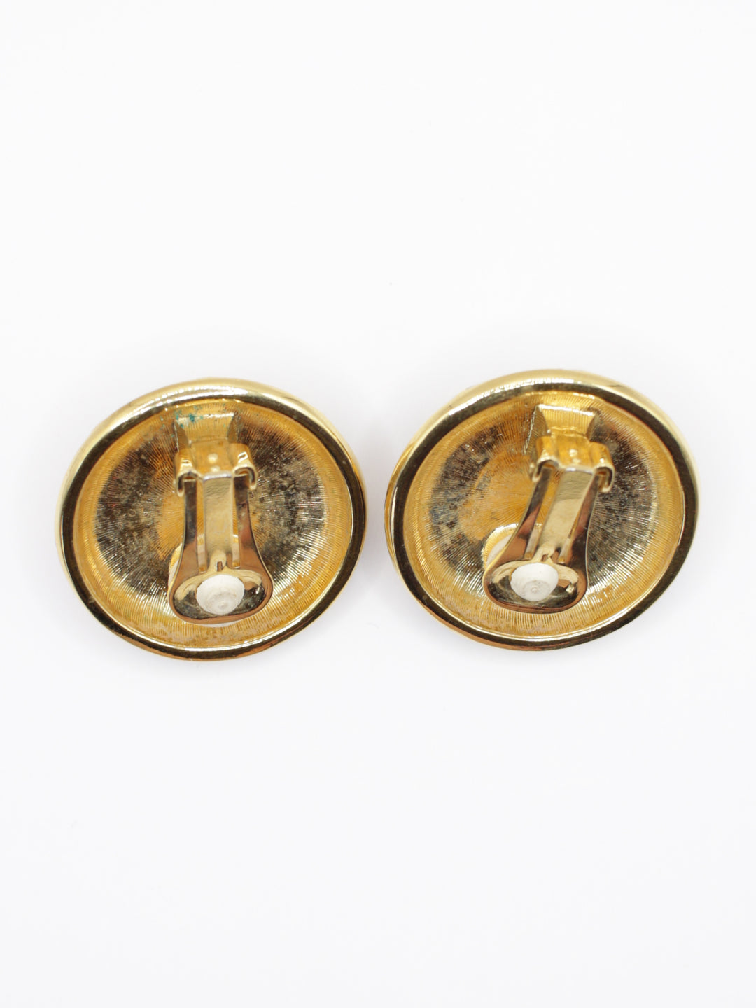 Vintage 80's Clip-on Earrings in Black