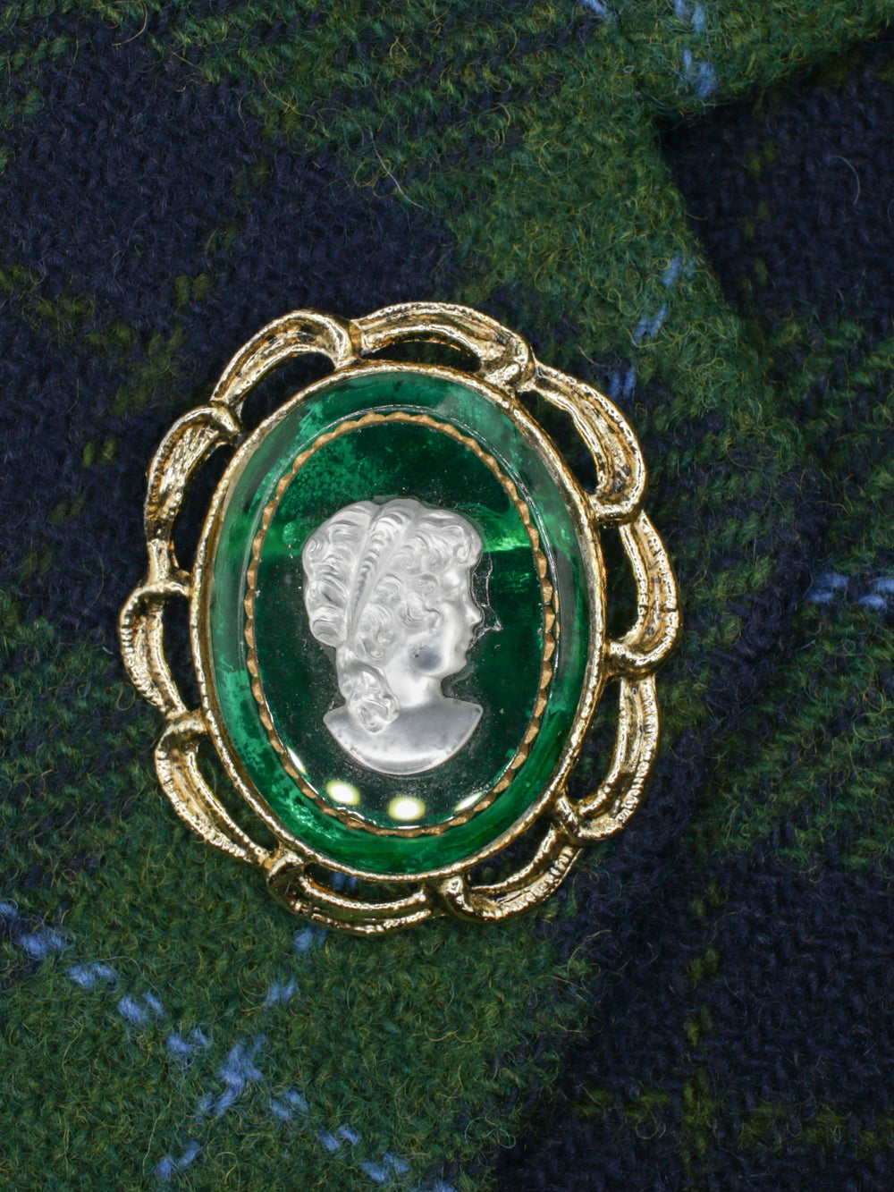 Vintage 60's Brooch in Green