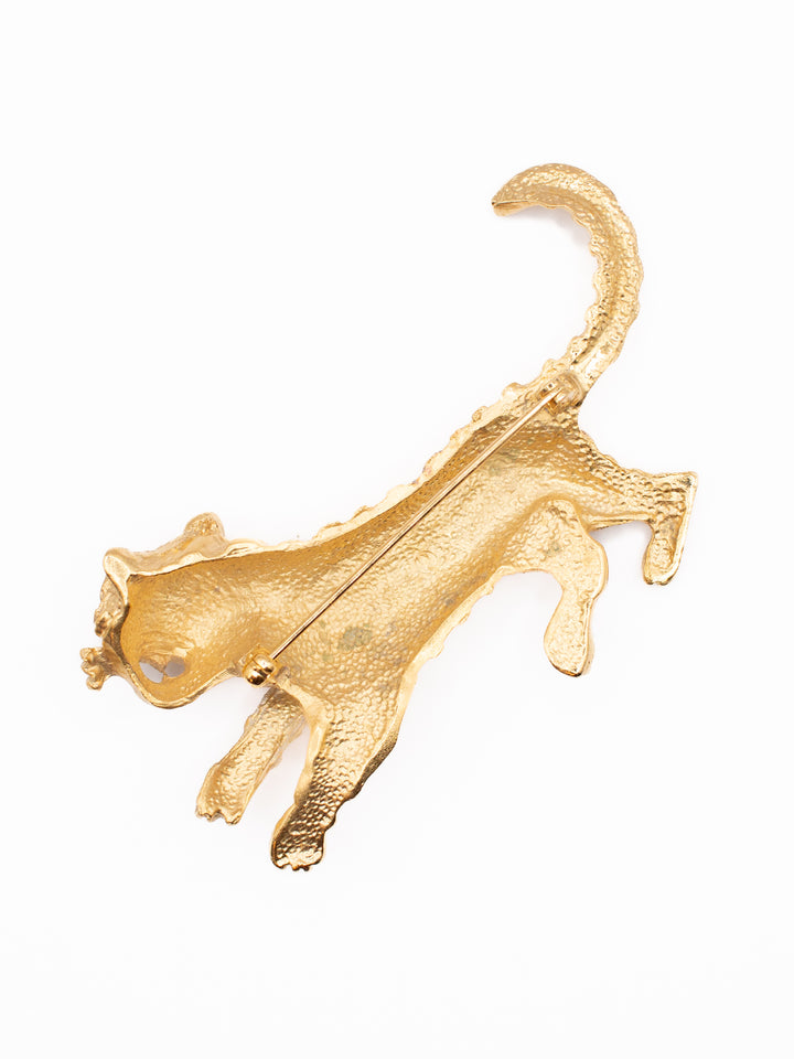 Vintage 60's Brooch in Gold