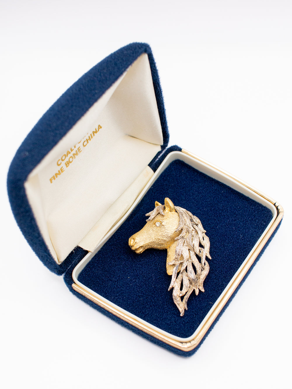 Vintage 80's Brooch in Gold