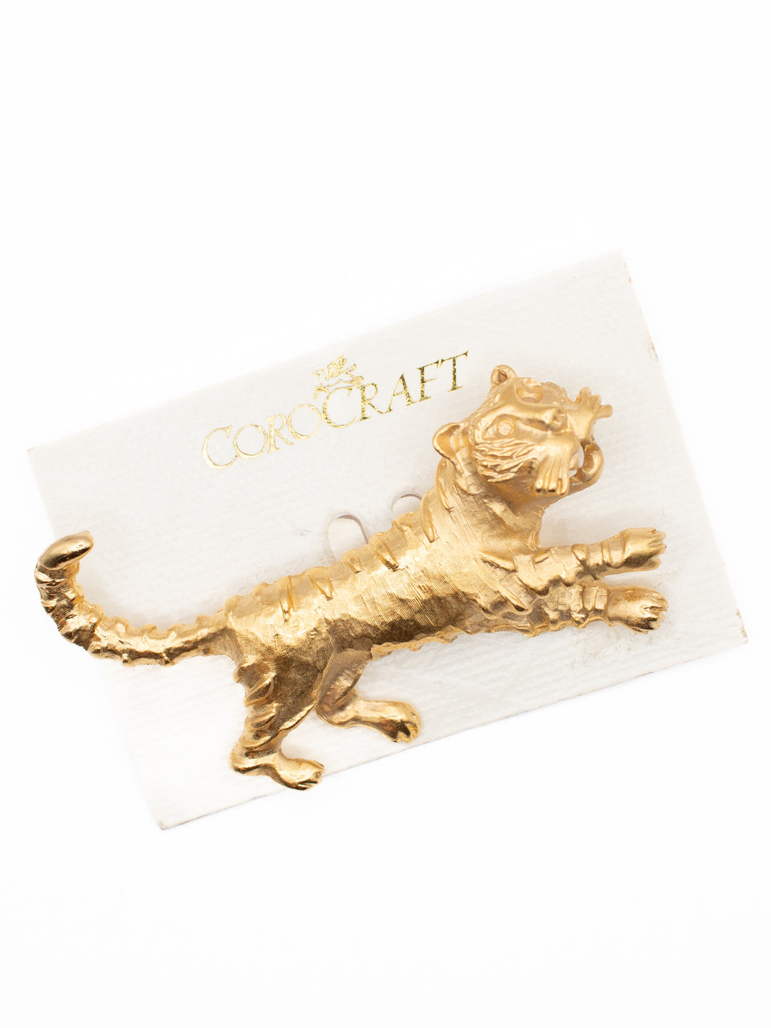Vintage 60's Brooch in Gold
