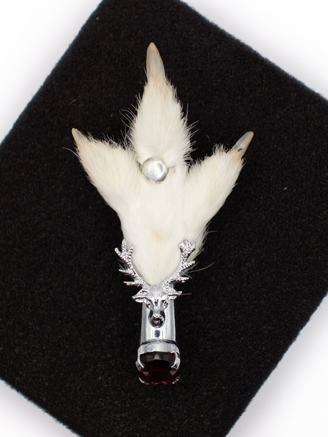 Vintage 60's Brooch in White