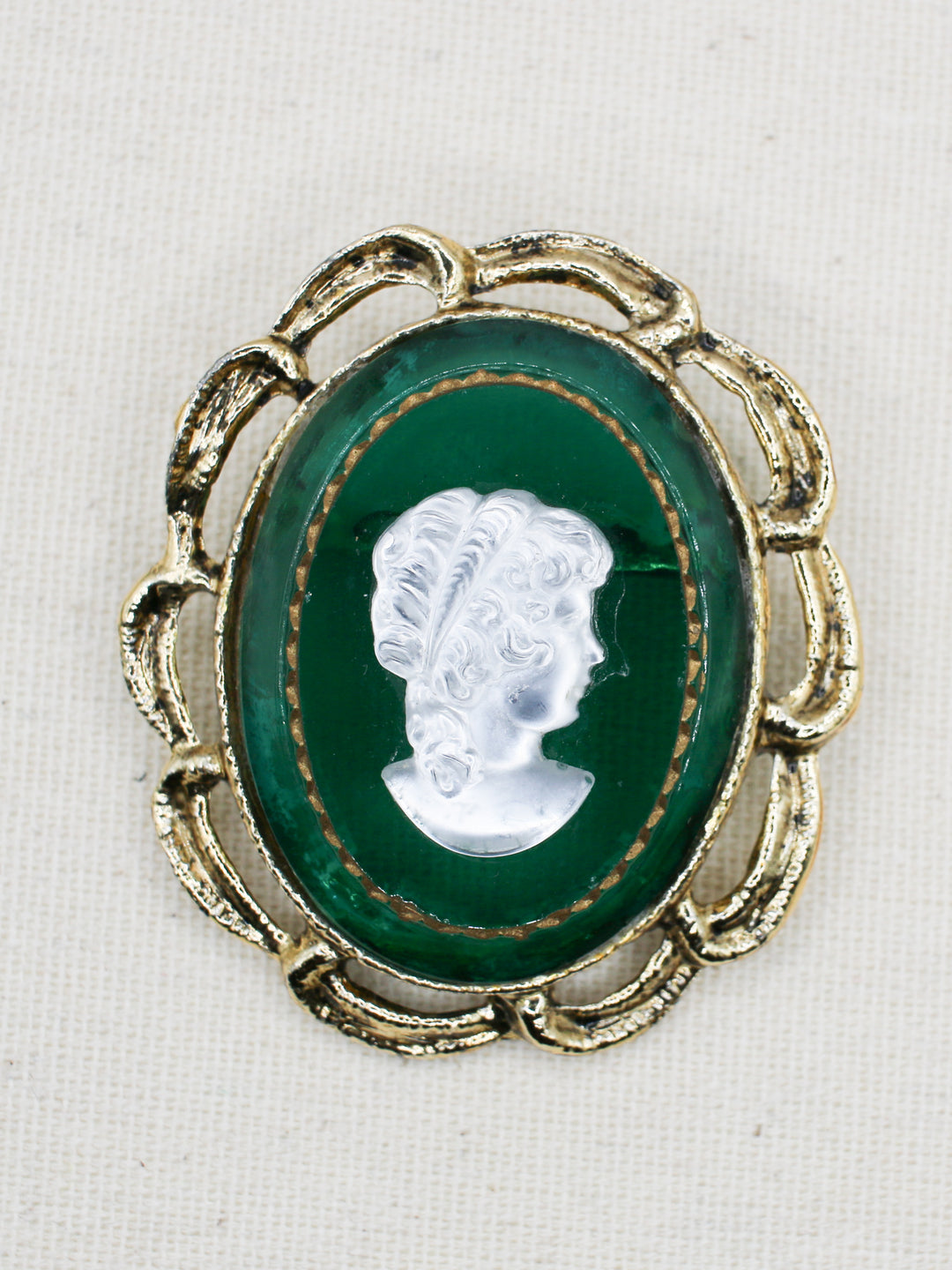 Vintage 60's Brooch in Green