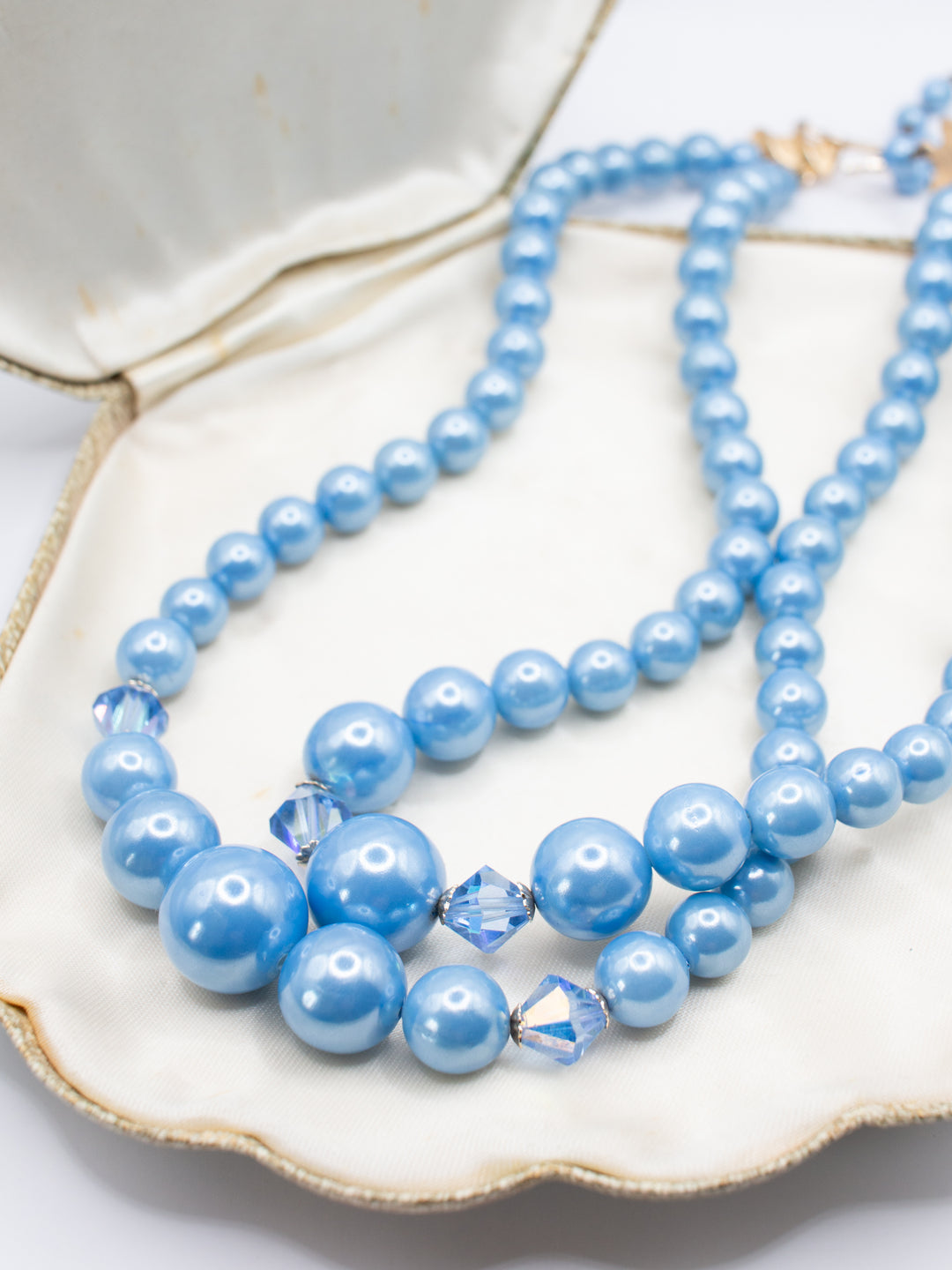 Vintage 50's Necklace in Blue