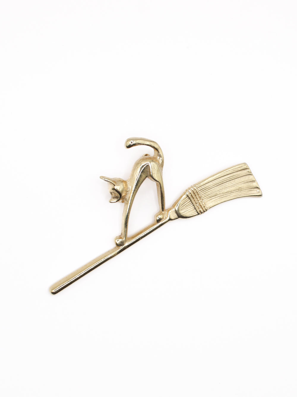 Vintage Brooch in Gold
