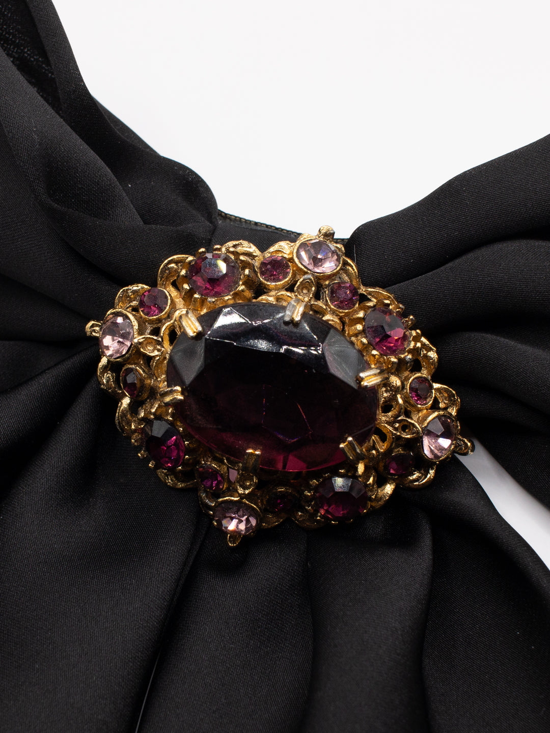Vintage 50's Brooch in Purple
