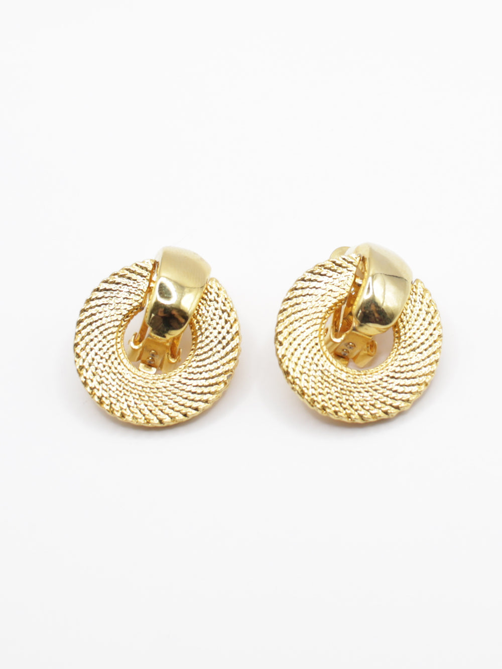 Vintage 80's Clip-on Earrings in Gold