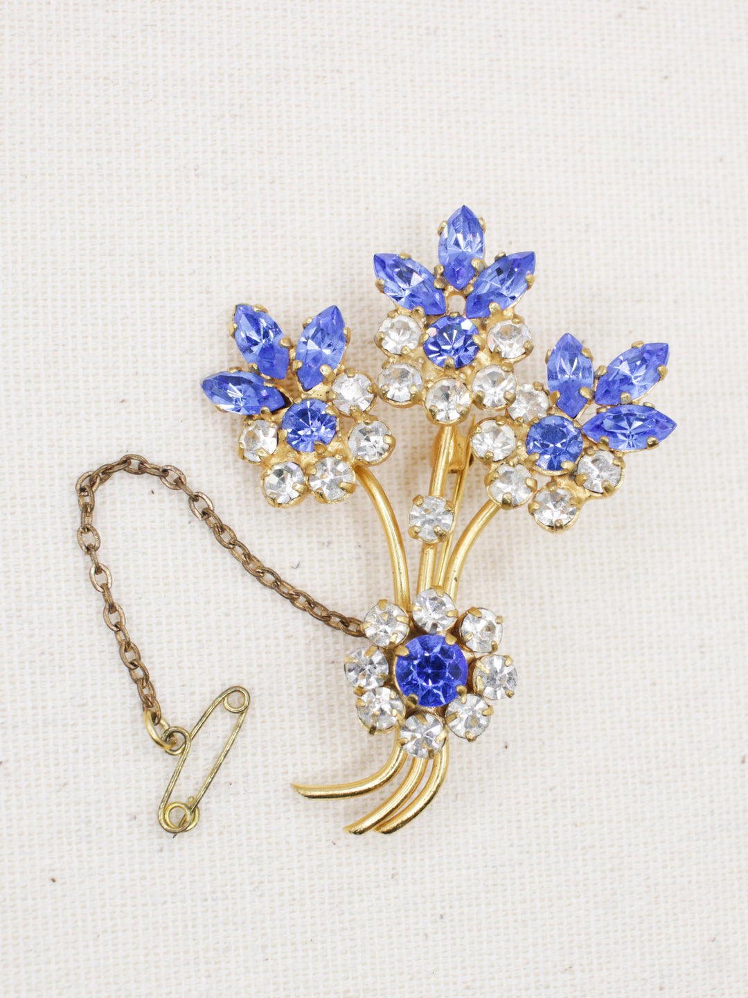 Vintage Brooch in Blue