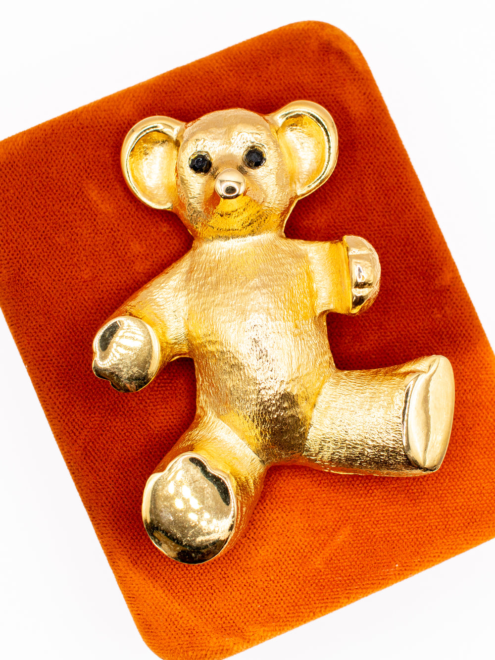 Vintage 80's Brooch in Gold