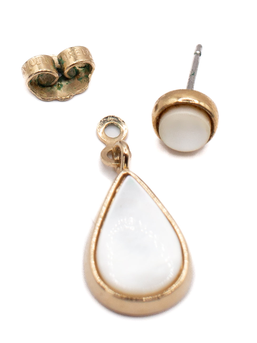 Vintage 90's Earrings in Gold
