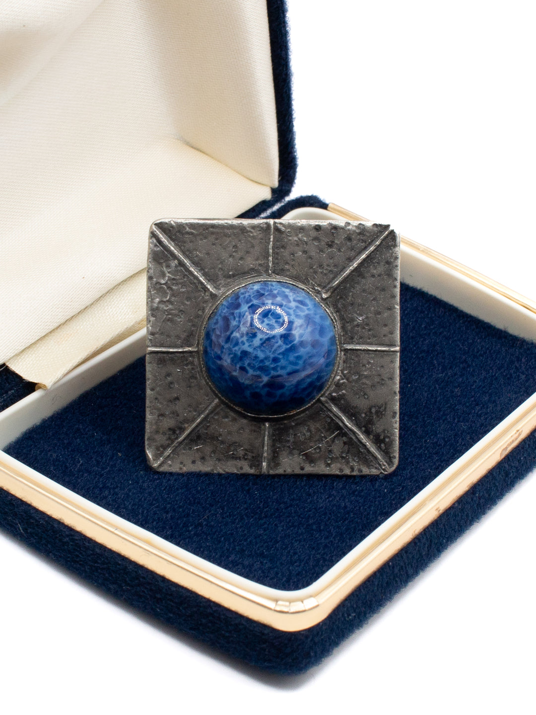 Vintage 30's Brooch in Blue