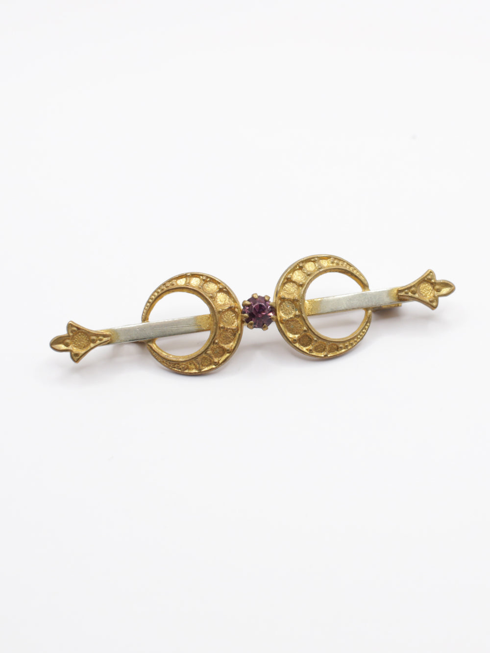 Vintage 20's Brooch in Gold