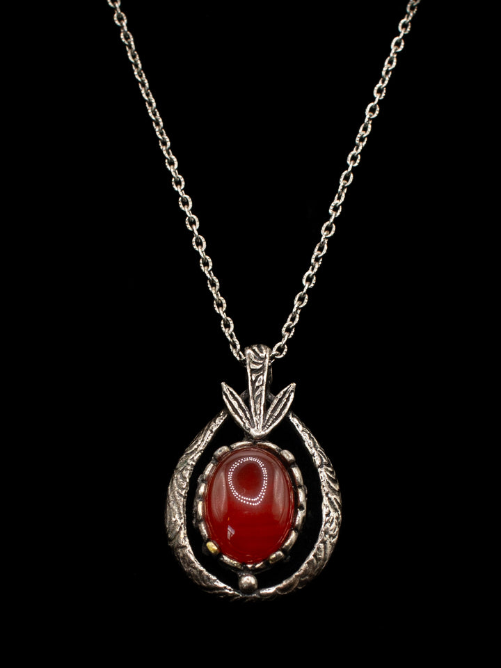 Vintage 70's Necklace in Silver