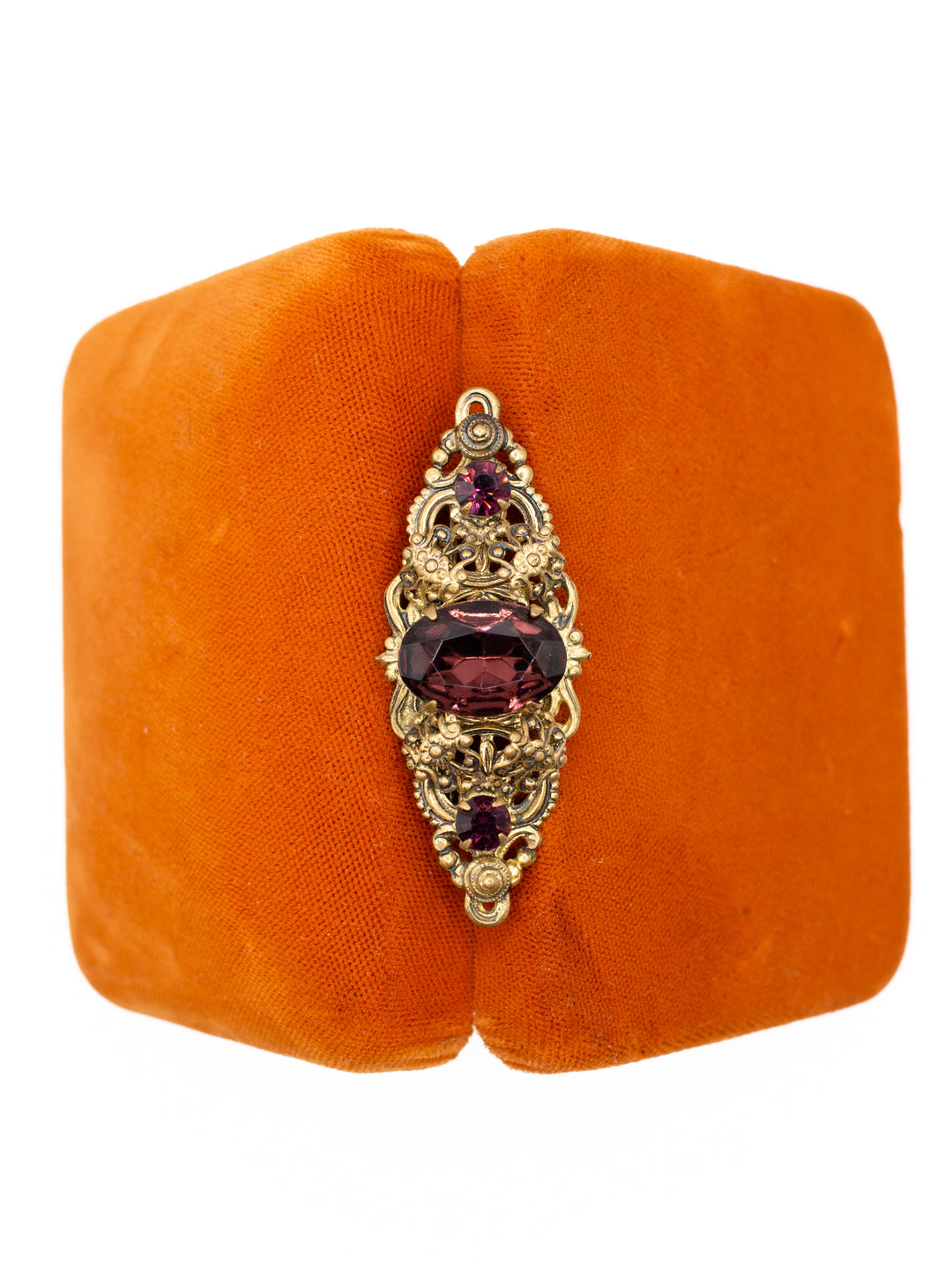 Vintage 60's Brooch in Gold
