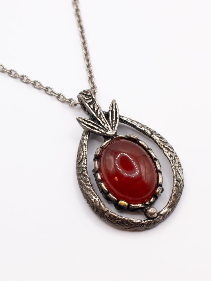 Vintage 70's Necklace in Silver