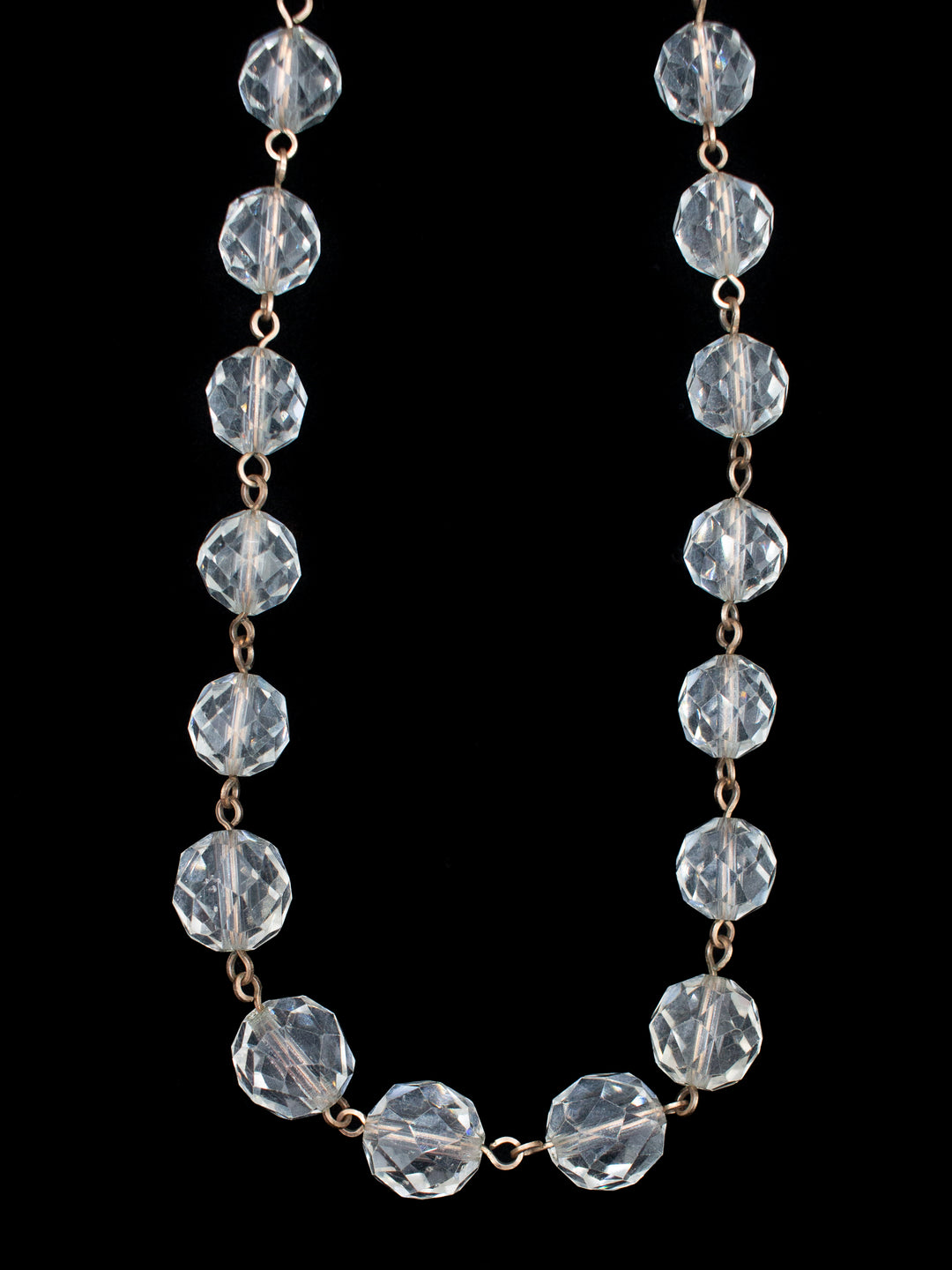 Vintage 30's Necklace in Silver