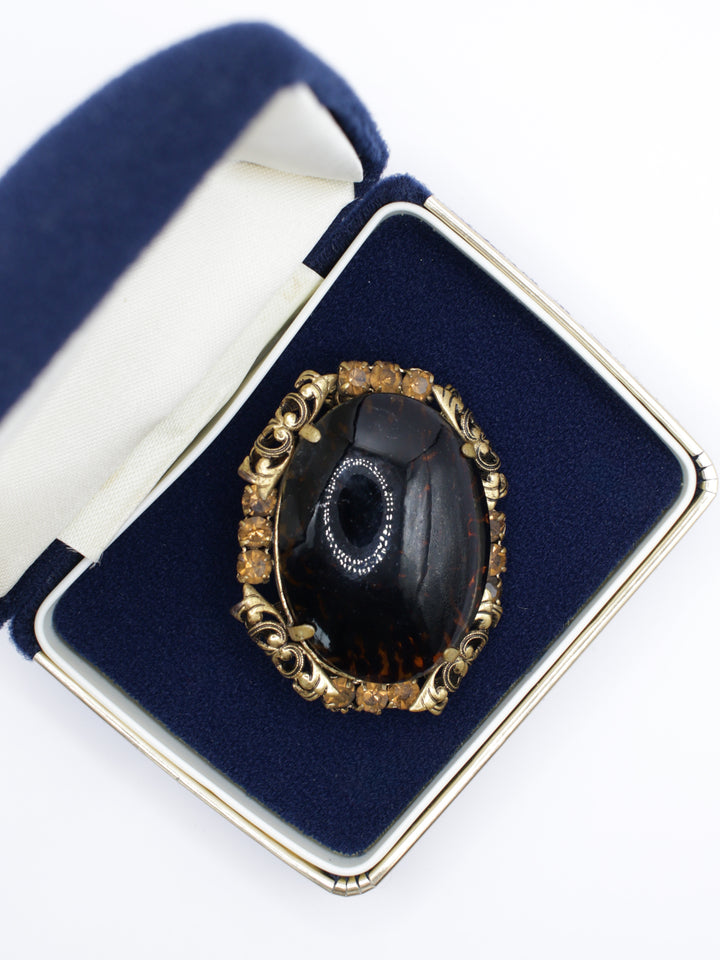 Vintage 50's Brooch in Brown