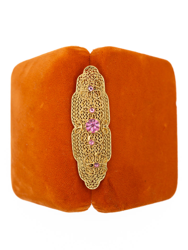 Vintage 50's Brooch in Gold