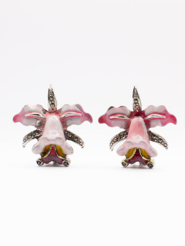 Vintage 50's Clip-on Earrings in Pink