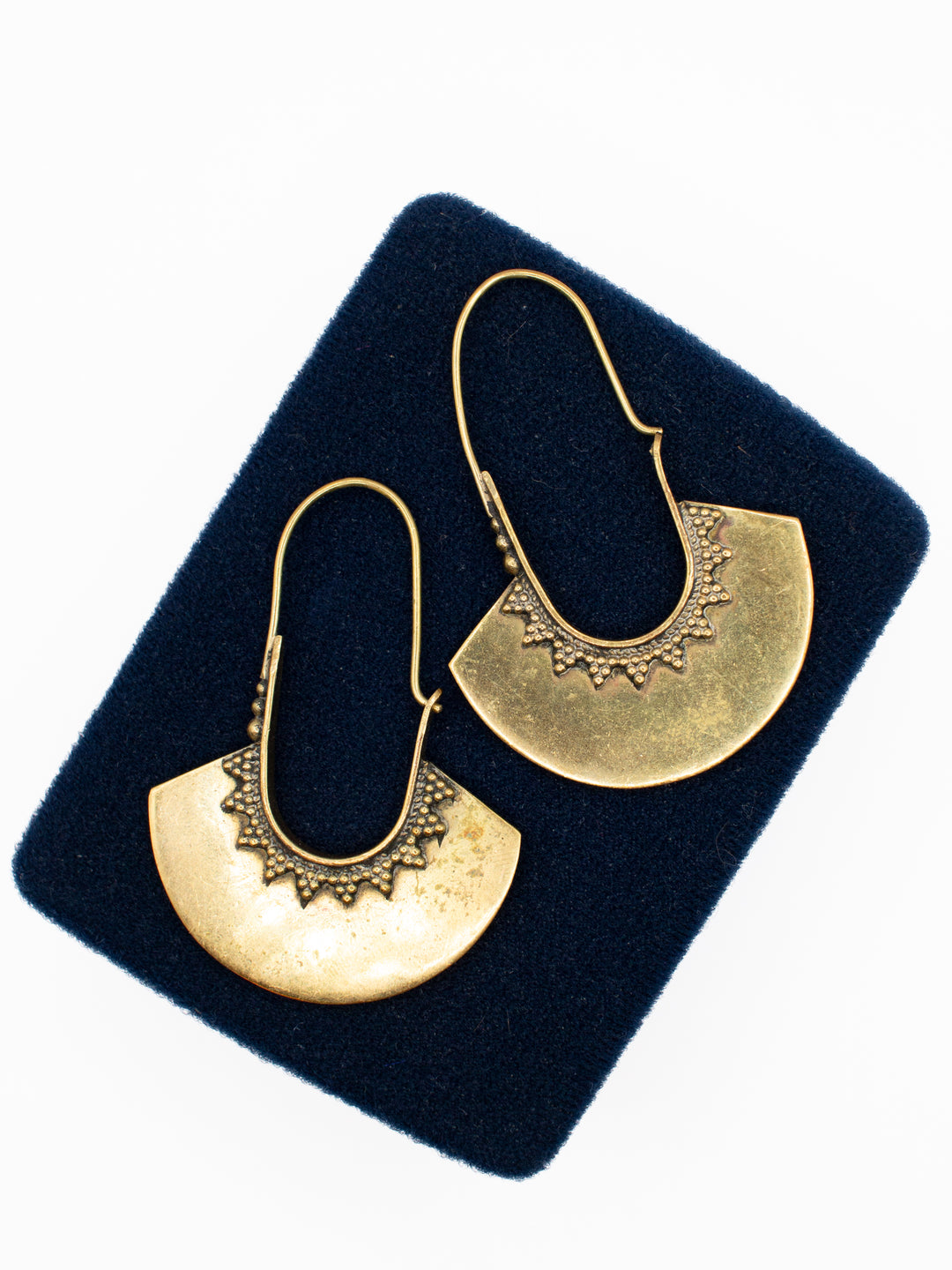 Vintage 90's Earrings in Brass