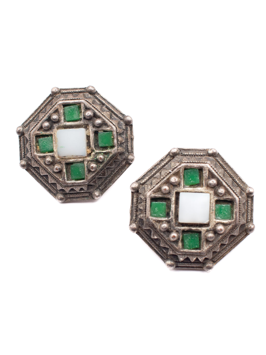 Vintage 60's Clip-on Earrings in Green
