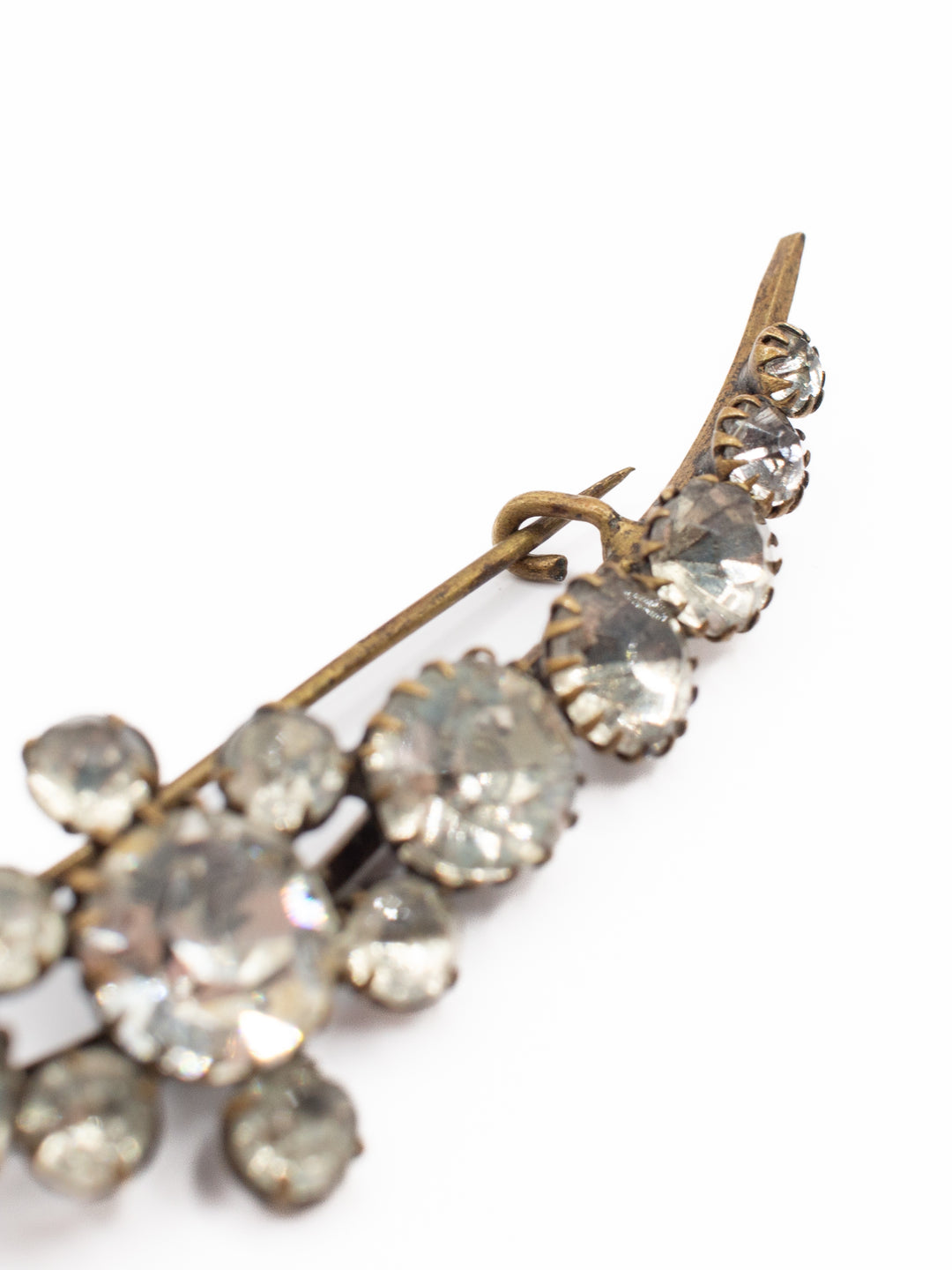 Vintage 90's Brooch in Gold