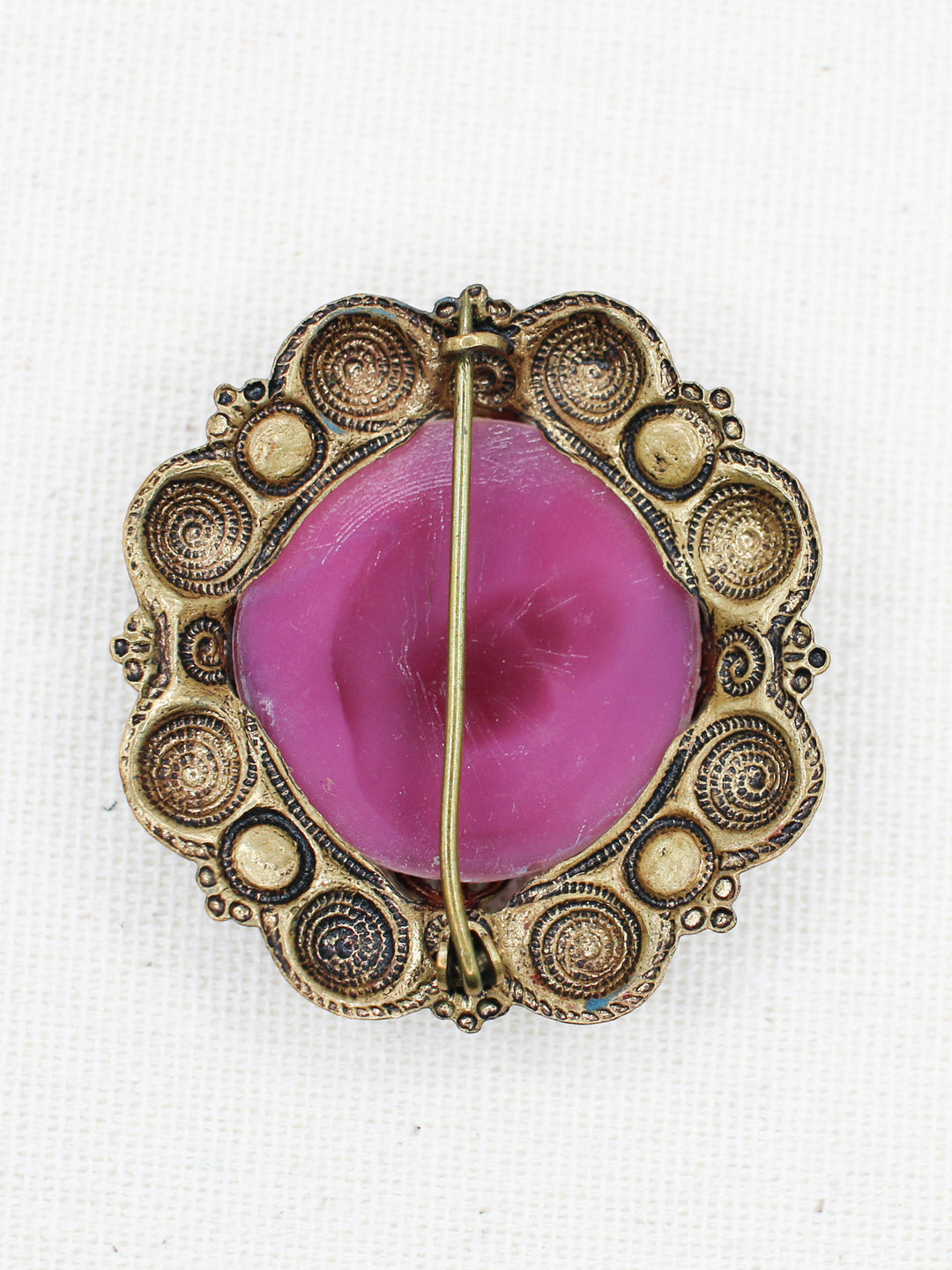 Vintage 60's Brooch in Pink